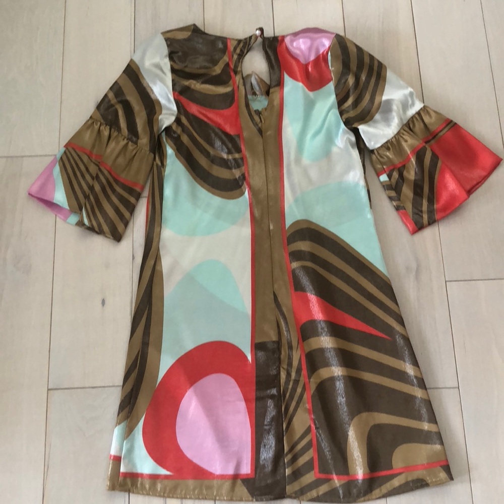 Dress - Picture 3 of 3